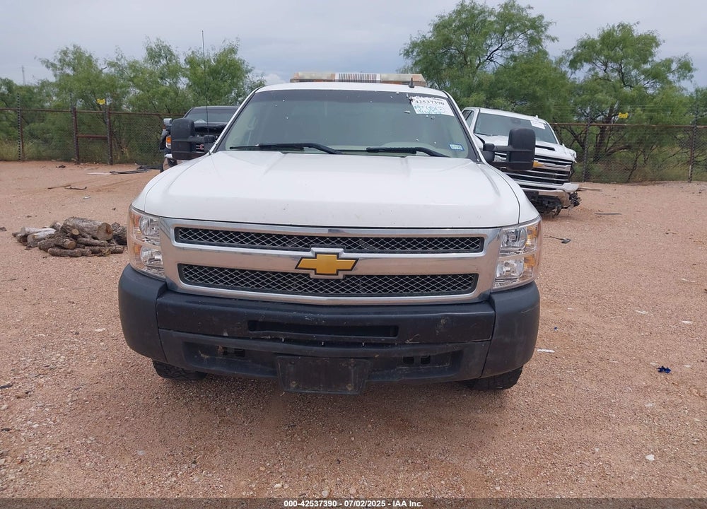 2009 CHEVROLET SILVERADO VIN: 1GCEC19089E111109