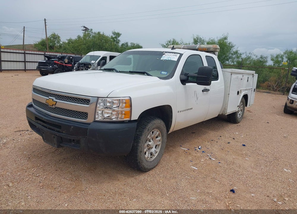 2009 CHEVROLET SILVERADO VIN: 1GCEC19089E111109