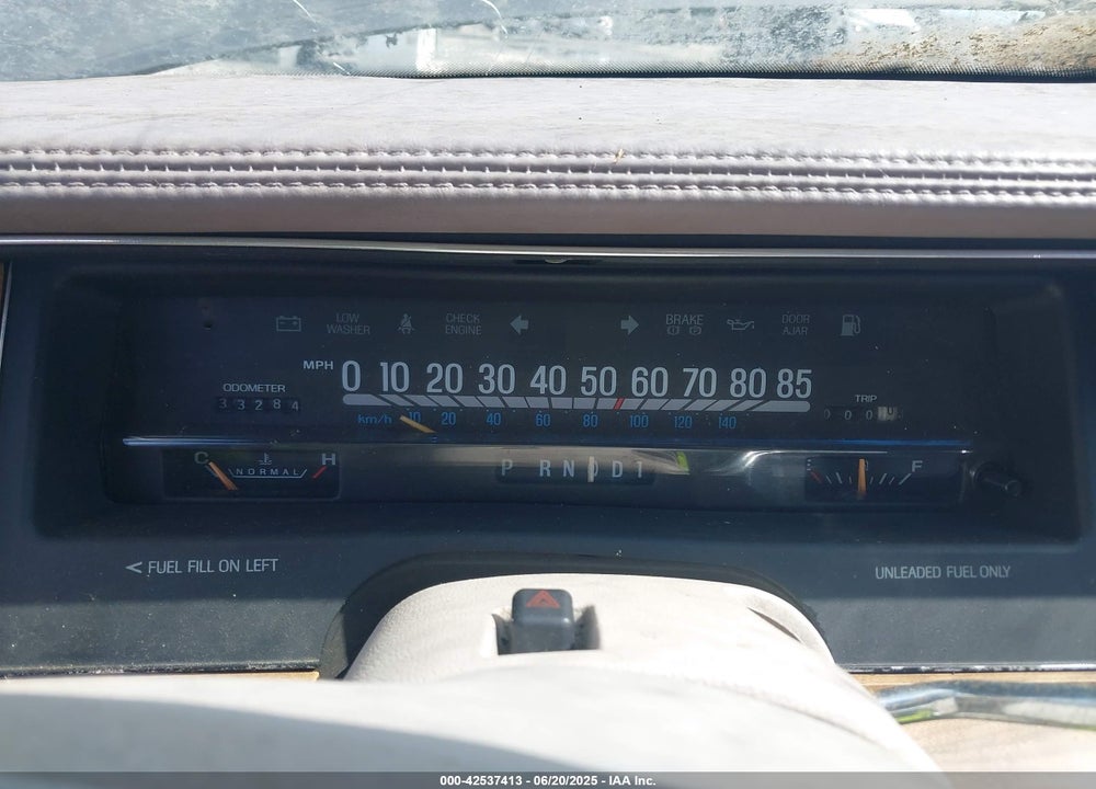 1991 LINCOLN TOWN CAR EXECUTIVE VIN: 1LNCM81W9MY732357