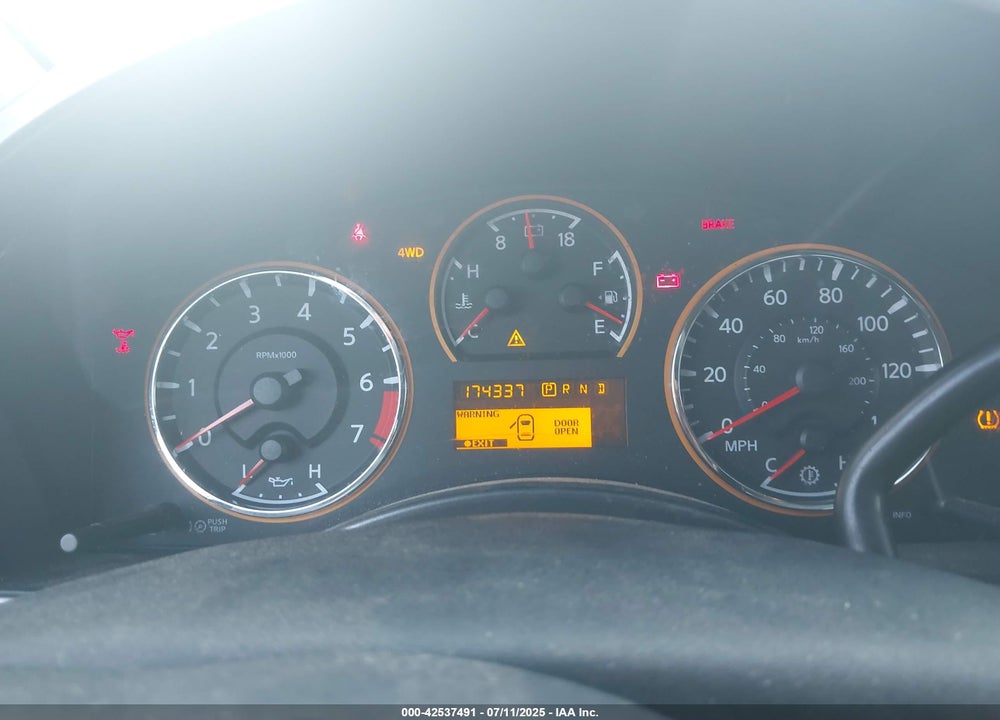 2008 NISSAN TITAN VIN: 1N6BA06C38N351875
