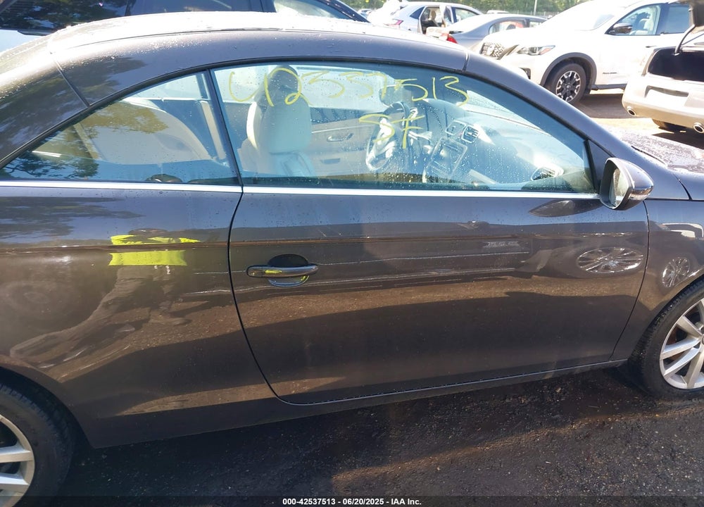 2012 VOLKSWAGEN EOS VIN: WVWBW7AH9CV004592