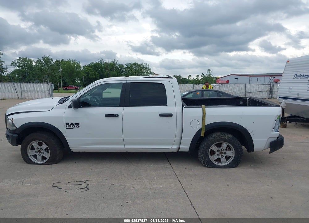 2024 RAM 1500 CLASSIC WARLOCK 4X4 5'7 BOX VIN: 1C6RR7LG1RS157592