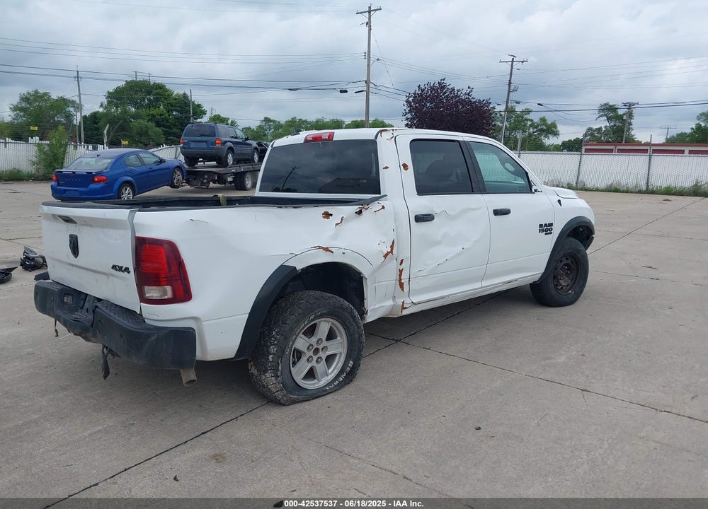 2024 RAM 1500 CLASSIC WARLOCK 4X4 5'7 BOX VIN: 1C6RR7LG1RS157592