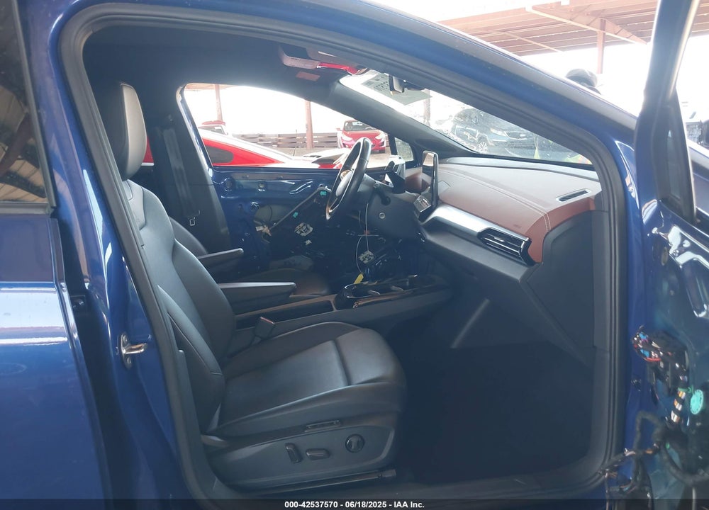 2021 VOLKSWAGEN ID.4 VIN: WVGTMPE28MP024849