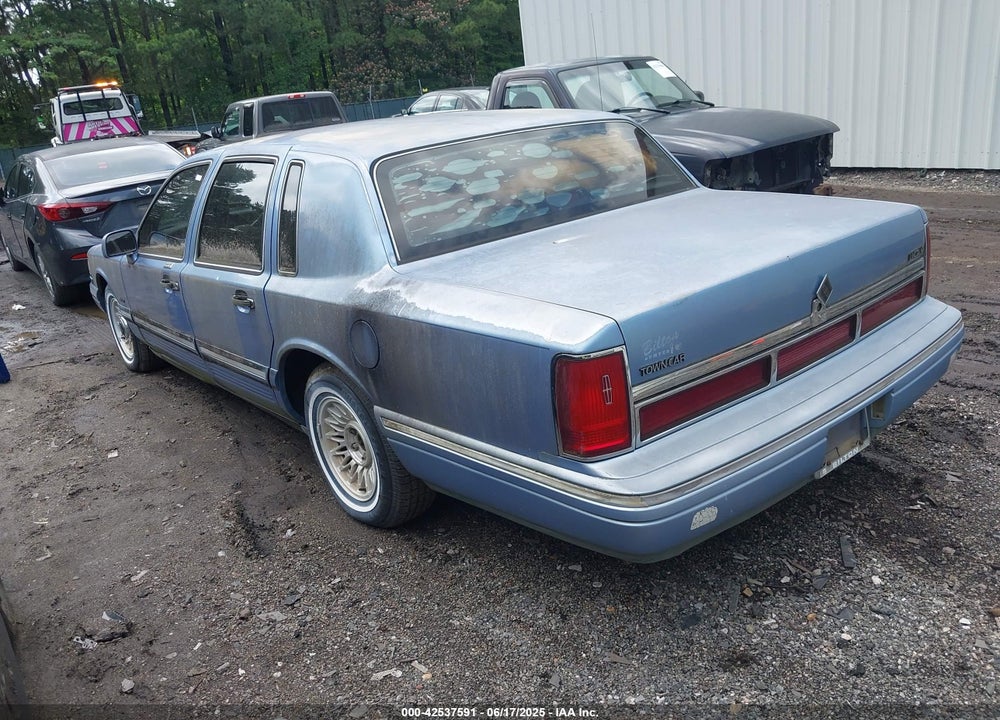 1995 LINCOLN TOWN CAR EXECUTIVE VIN: 1LNLM81W9SY676031