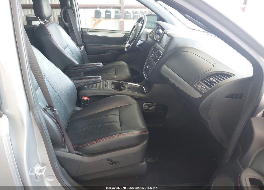 2018 DODGE GRAND CARAVAN GT VIN: 2C4RDGEG6JR254233