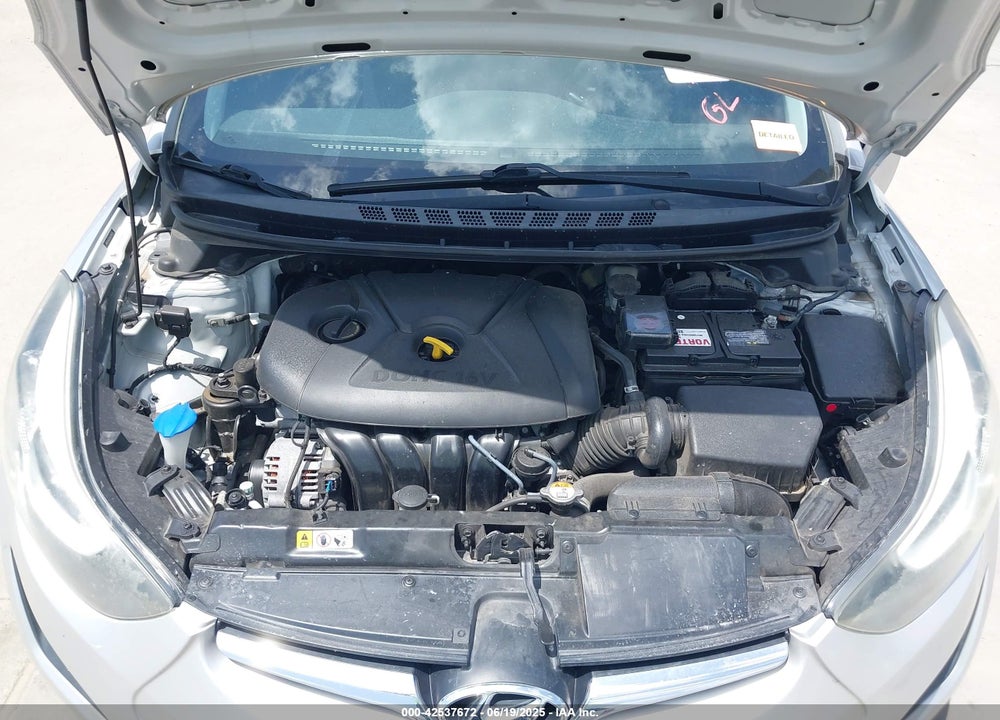 2016 HYUNDAI ELANTRA VIN: 5NPDH4AE4GH784479