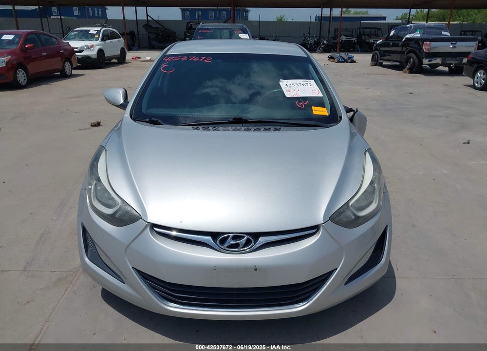 2016 HYUNDAI ELANTRA VIN: 5NPDH4AE4GH784479