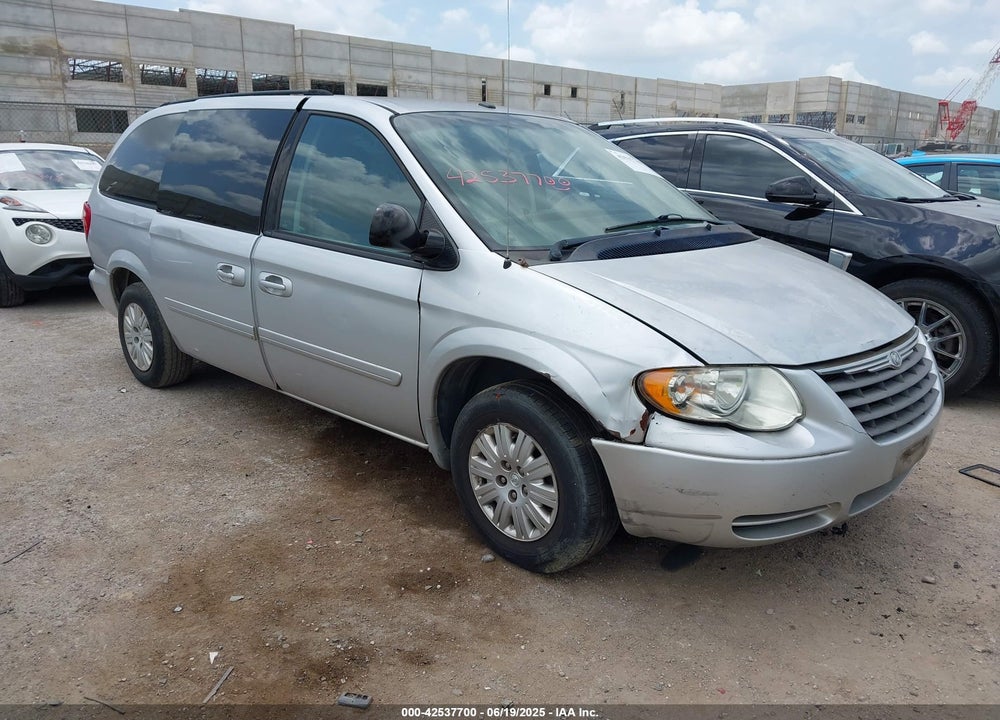2006 CHRYSLER TOWN & COUNTRY LX VIN: 1A4GP44R56B751919