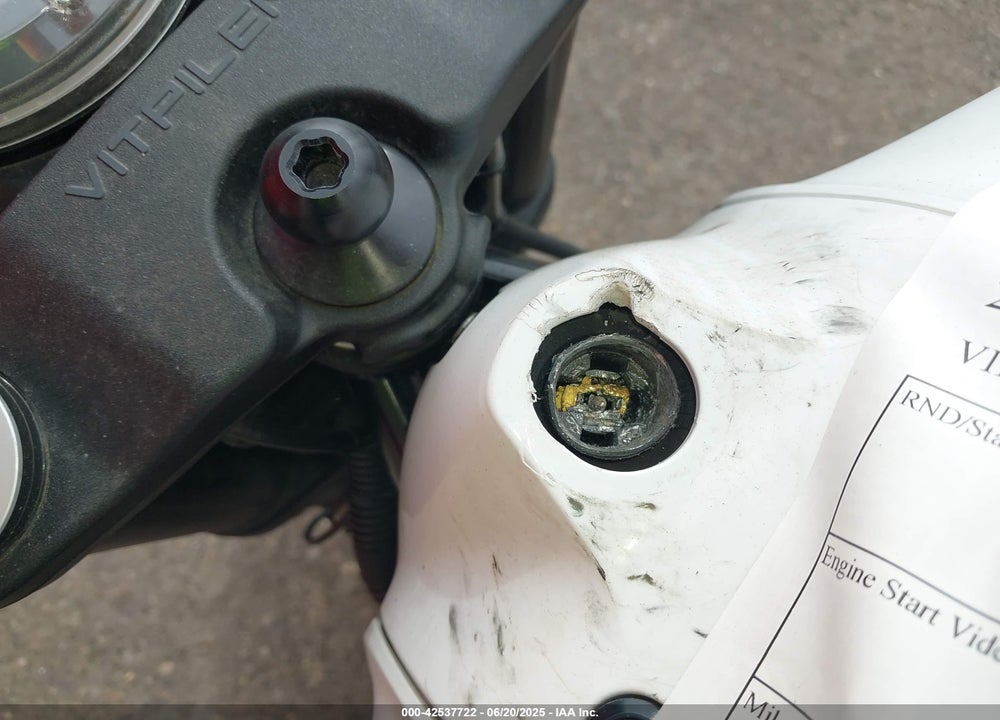 2018 HUSQVARNA VITPILEN 401 VIN: VBKUVJ400JM234831