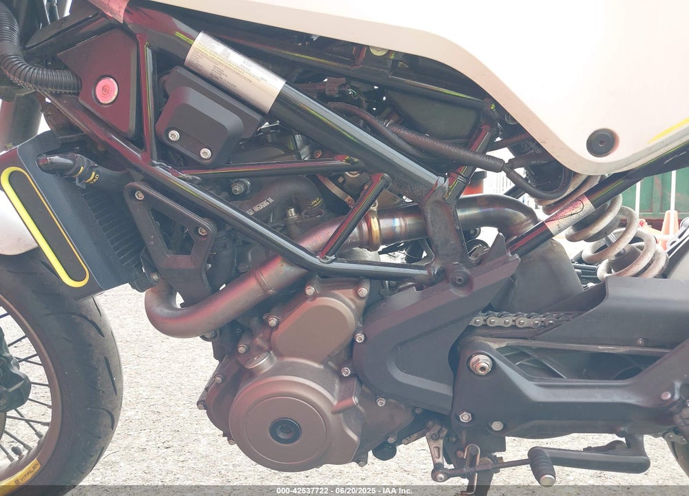2018 HUSQVARNA VITPILEN 401 VIN: VBKUVJ400JM234831