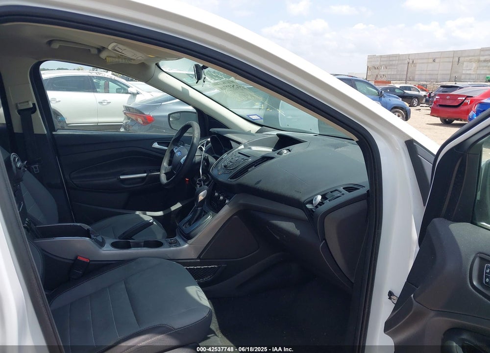 2016 FORD ESCAPE VIN: 1FMCU9GX7GUC29640