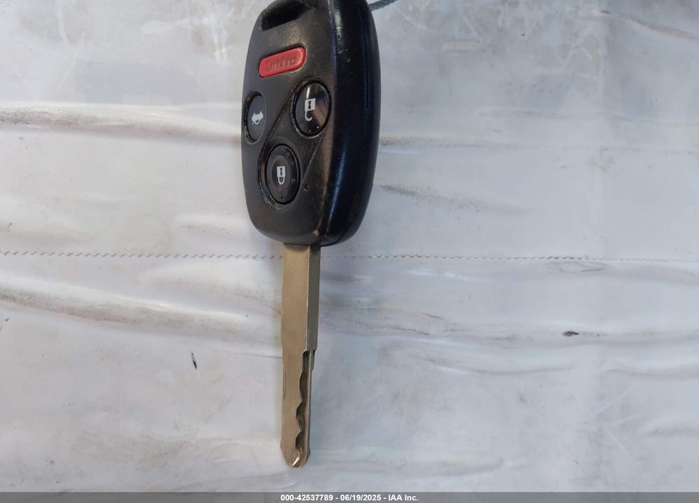 2013 HONDA CIVIC VIN: 19XFB2F81DE205076