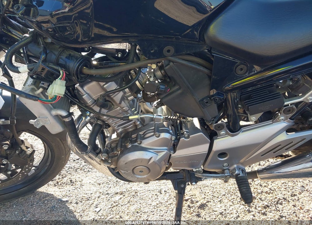 2015 SUZUKI GW250 VIN: LC6GJ55F2F1100606