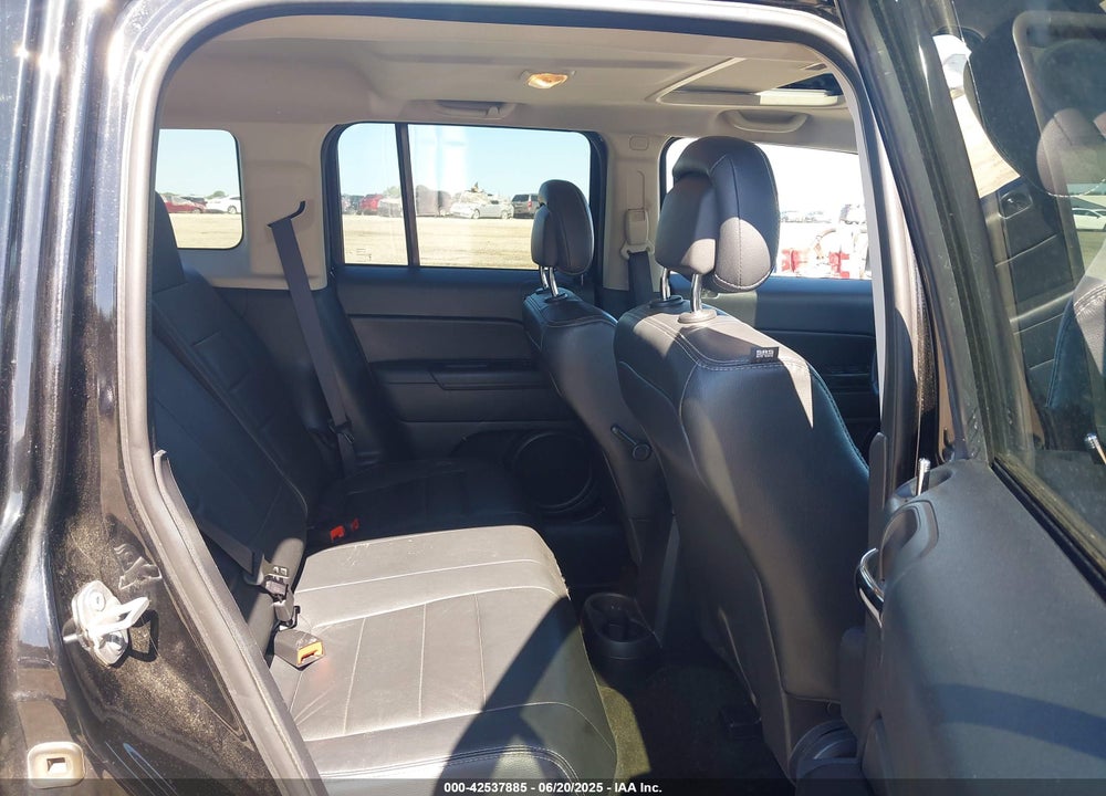 2016 JEEP PATRIOT VIN: 1C4NJRFB7GD789640