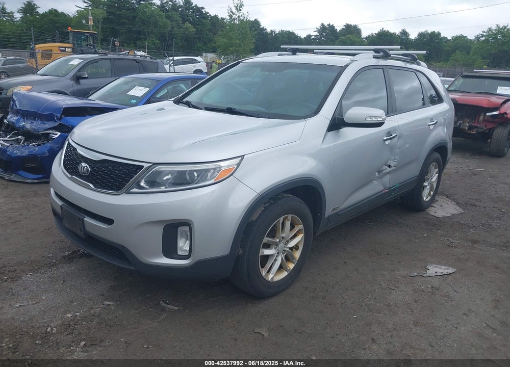 2014 KIA SORENTO VIN: 5XYKTDA64EG540561