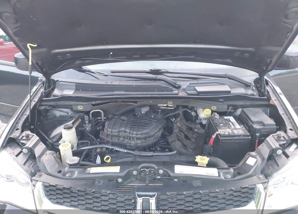 2011 DODGE GRAND CARAVAN MAINSTREET VIN: 2D4RN3DG7BR752520
