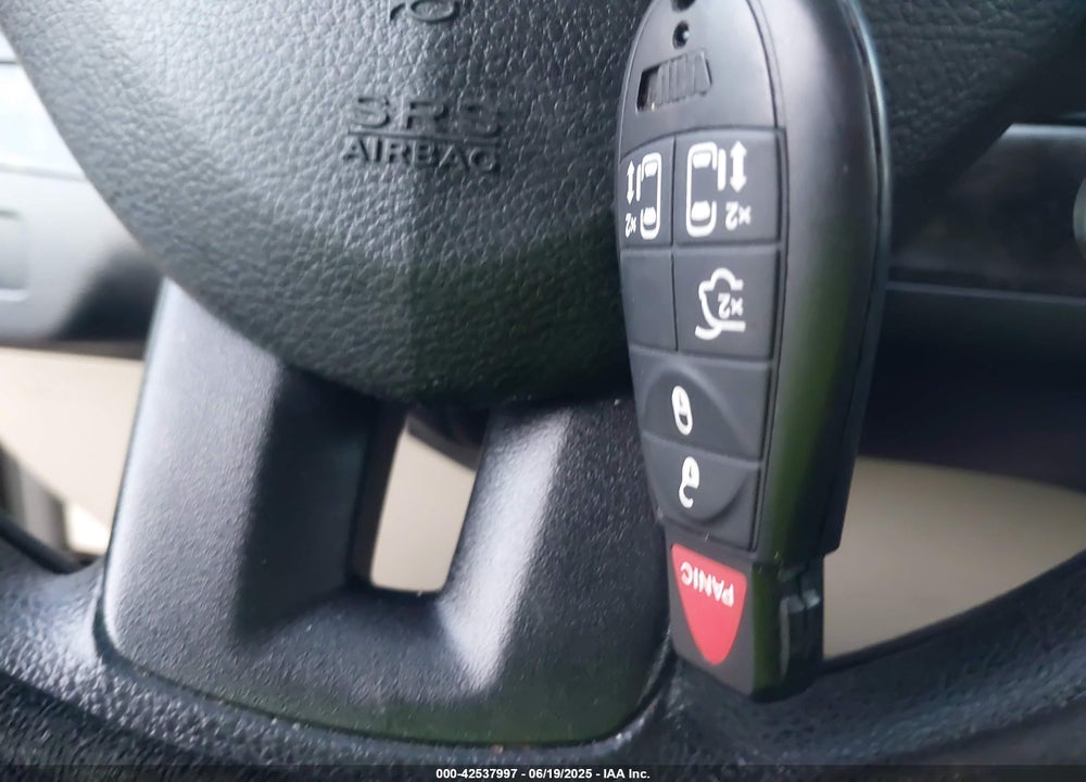 2011 DODGE GRAND CARAVAN MAINSTREET VIN: 2D4RN3DG7BR752520