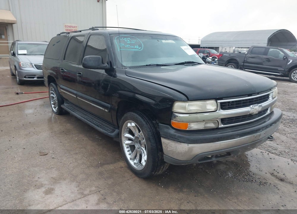 2001 CHEVROLET SUBURBAN 1500 LT VIN: 3GNEC16T81G216977