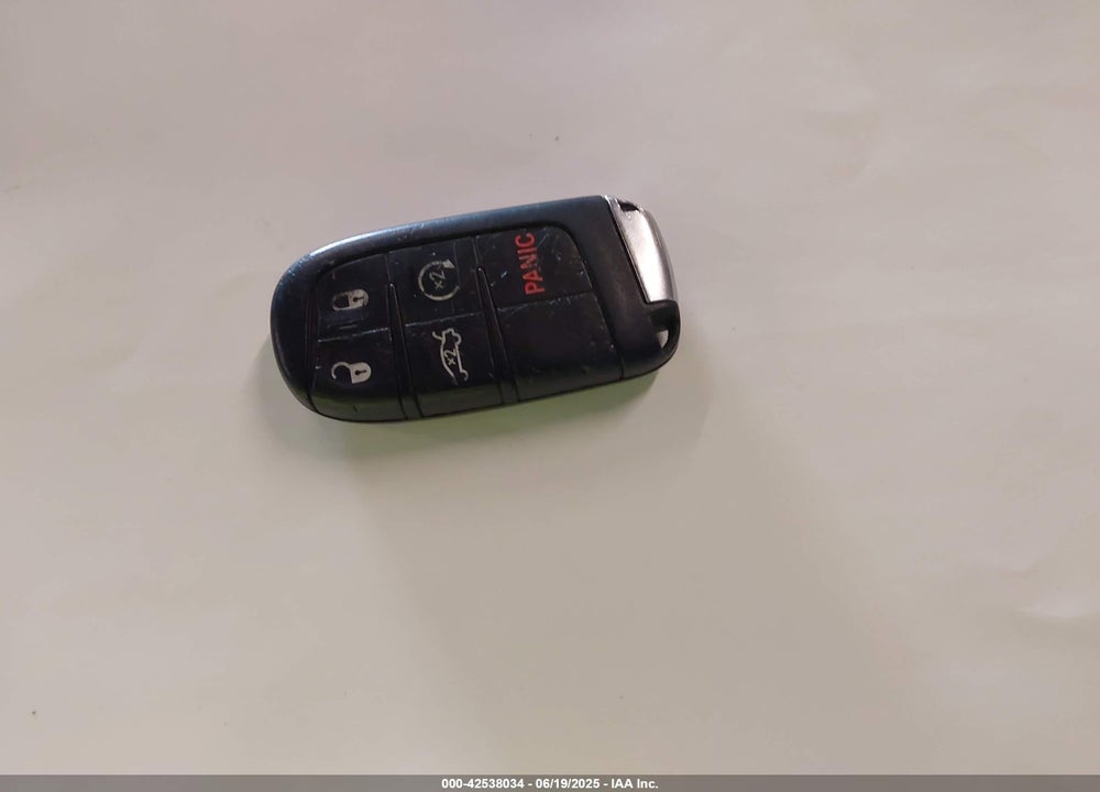 2015 CHRYSLER 200 VIN: 1C3CCCAB7FN642821