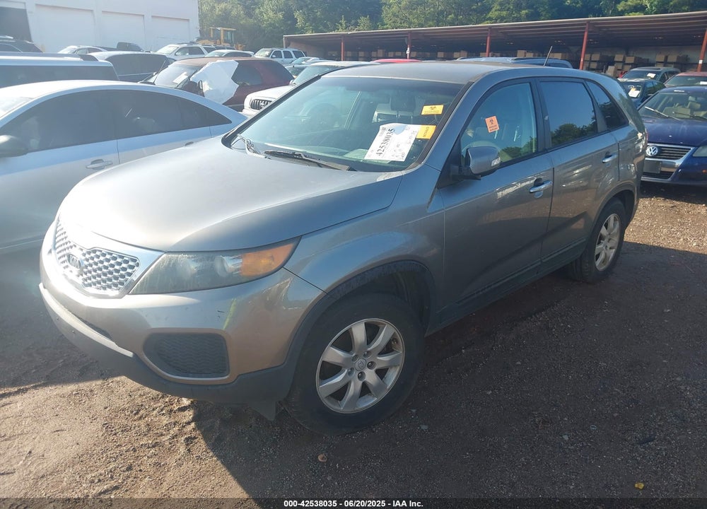 2011 KIA SORENTO VIN: 5XYKT3A17BG067099
