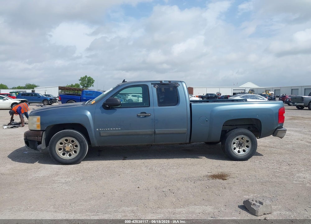 2007 CHEVROLET SILVERADO 1500 LT1 VIN: 2GCEC19C271654951