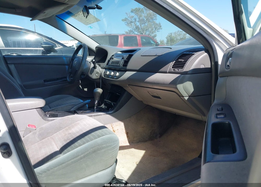 2005 TOYOTA CAMRY LE/SE/STD/XLE VIN: 4T1BE32K25U014651