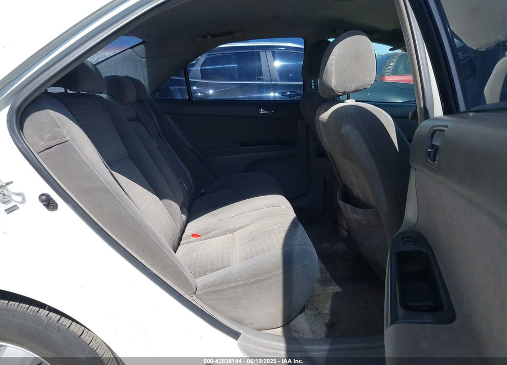 2005 TOYOTA CAMRY LE/SE/STD/XLE VIN: 4T1BE32K25U014651