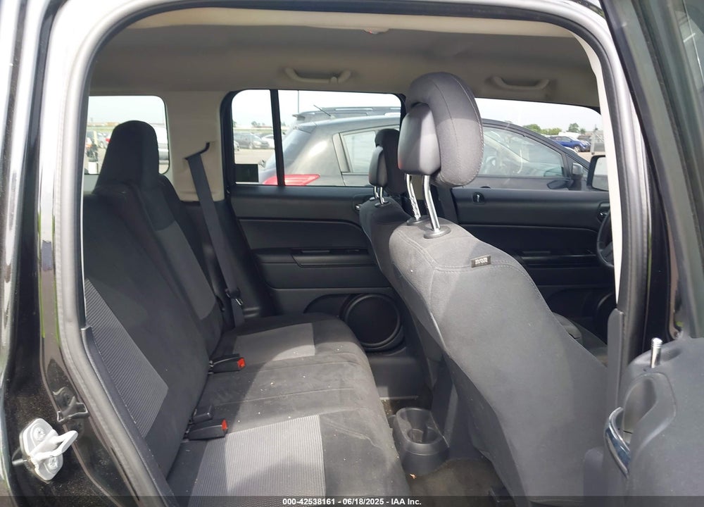 2015 JEEP PATRIOT LATITUDE VIN: 1C4NJRFB1FD244810