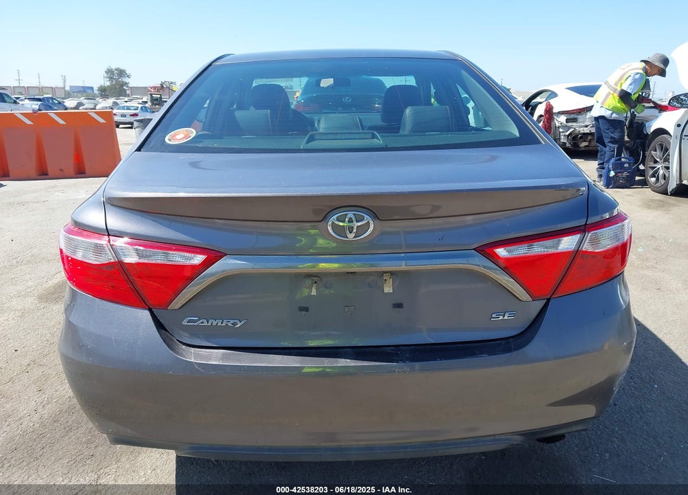 2016 TOYOTA CAMRY VIN: 4T1BF1FK5GU547687