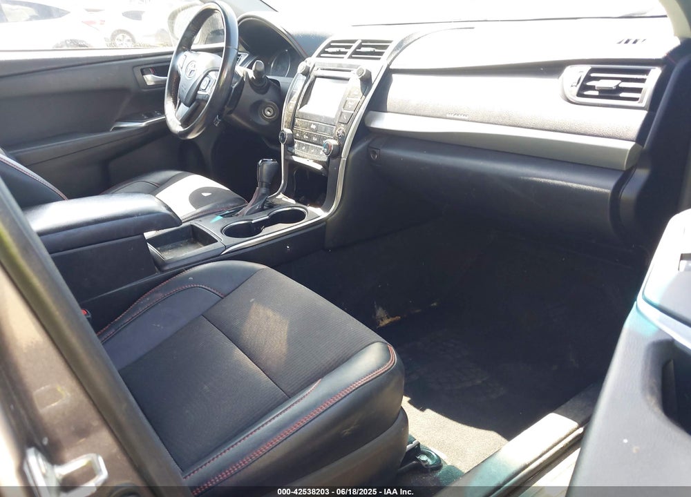 2016 TOYOTA CAMRY VIN: 4T1BF1FK5GU547687