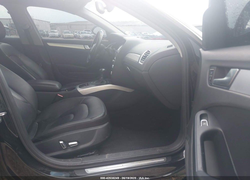 2013 AUDI A4 VIN: WAUAFAFL1DN042032