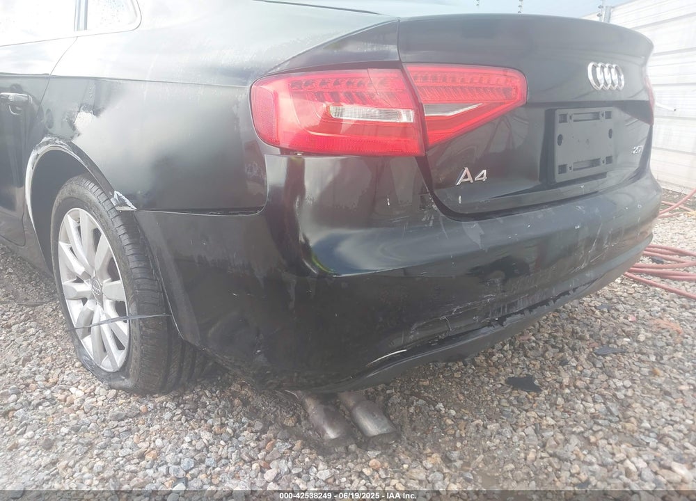 2013 AUDI A4 VIN: WAUAFAFL1DN042032