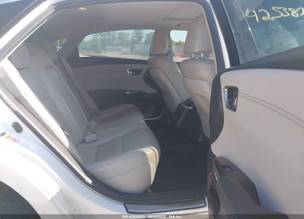 2016 TOYOTA AVALON VIN: 4T1BK1EB2GU223495