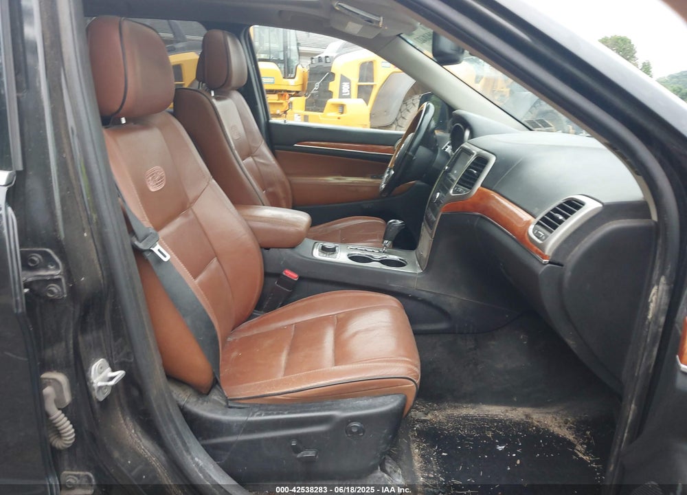 2013 JEEP GRAND CHEROKEE VIN: 1C4RJFCT2DC525689