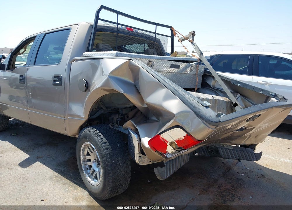 2005 FORD F-150 XLT VIN: 1FTRW12W75KD81998
