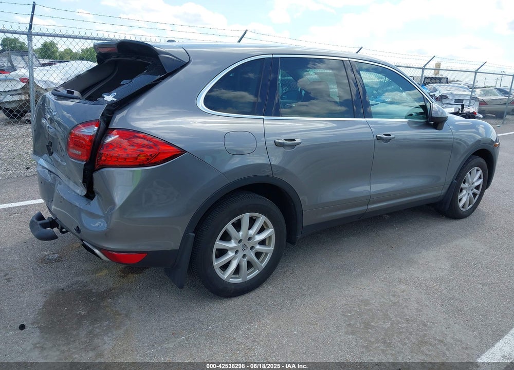 2014 PORSCHE CAYENNE PLATINUM EDITION VIN: WP1AA2A2XELA91523