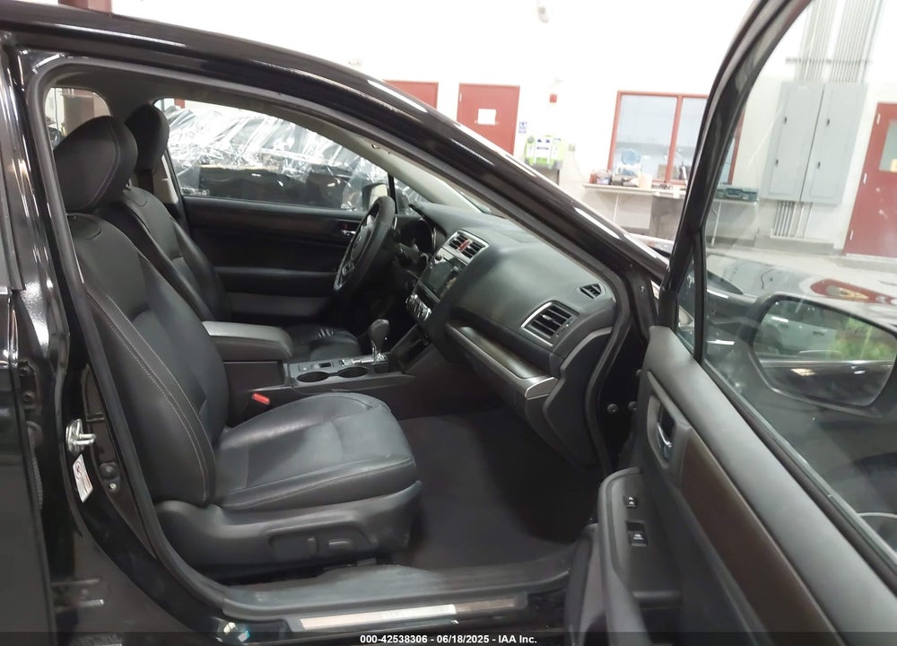 2016 SUBARU LEGACY 2.5I LIMITED VIN: 4S3BNAJ68G3016393