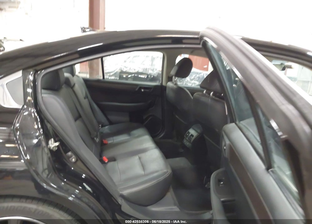 2016 SUBARU LEGACY 2.5I LIMITED VIN: 4S3BNAJ68G3016393