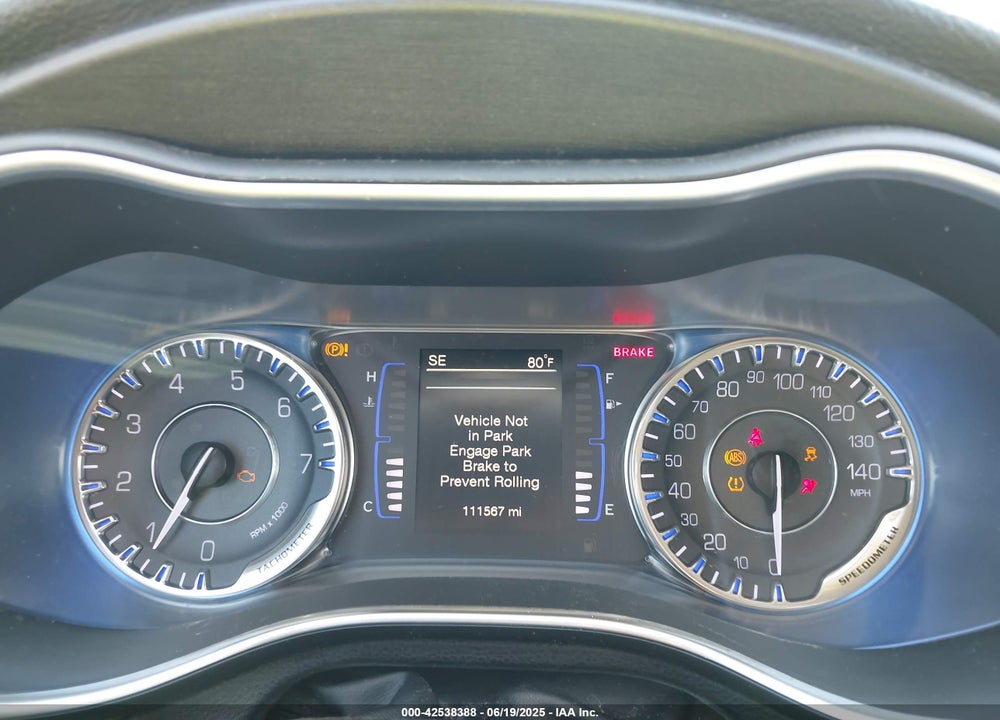 2016 CHRYSLER 200 VIN: 1C3CCCAB3GN119894