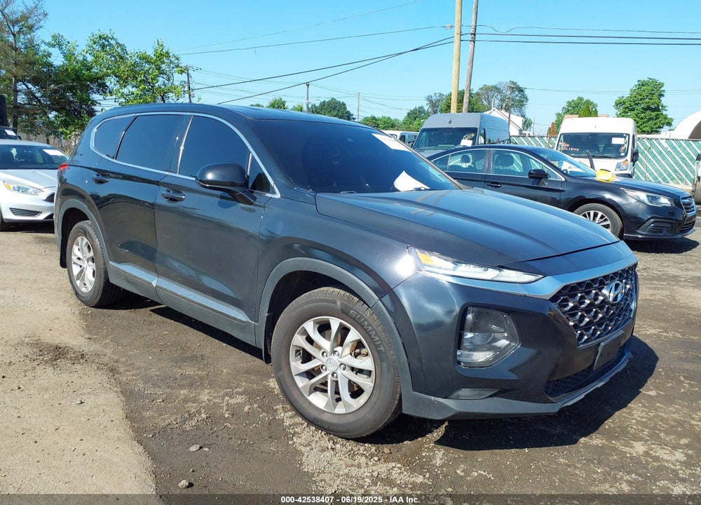 2019 HYUNDAI SANTA FE VIN: 5NMS33AD9KH104394
