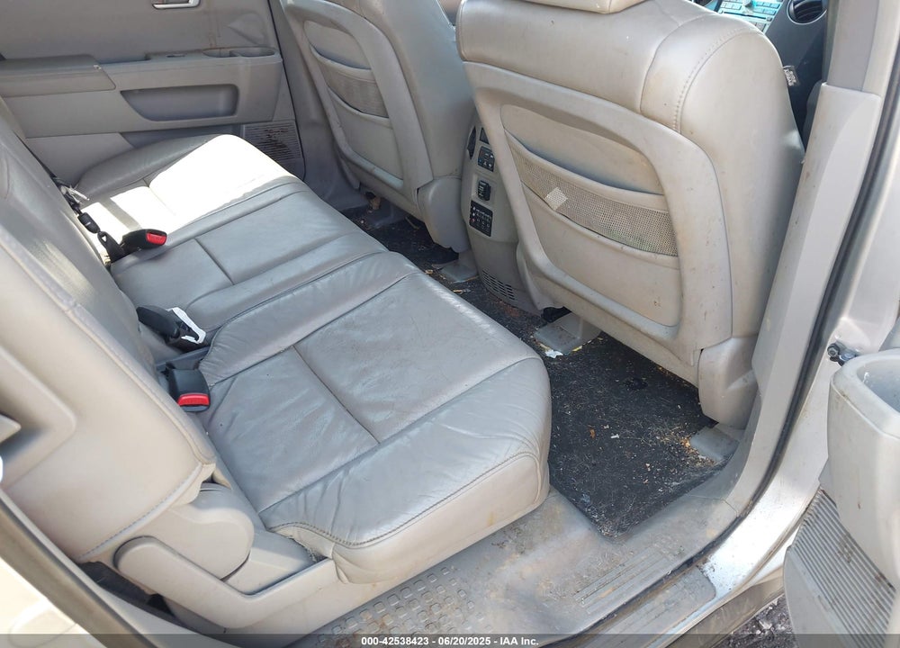 2009 HONDA PILOT EX-L VIN: 5FNYF38639B012671