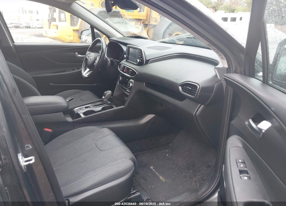 2020 HYUNDAI SANTA FE VIN: 5NMS3CAD8LH211261