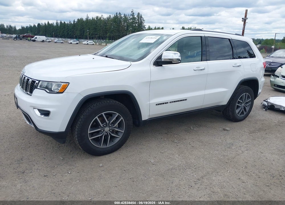 2017 JEEP GRAND CHEROKEE VIN: 1C4RJFBG2HC822598
