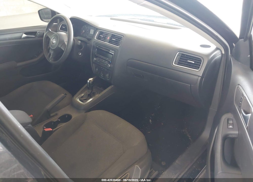 2012 VOLKSWAGEN JETTA VIN: 3VW2K7AJ5CM409547