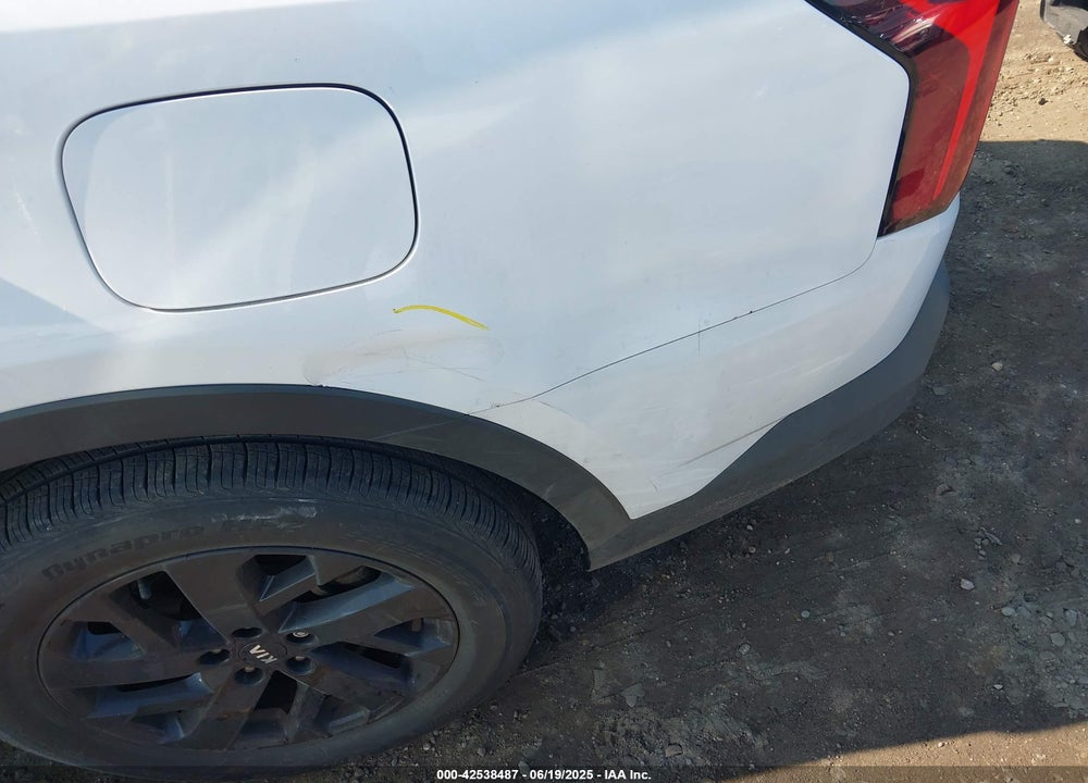 2021 KIA SORENTO VIN: 5XYRLDLC7MG006230