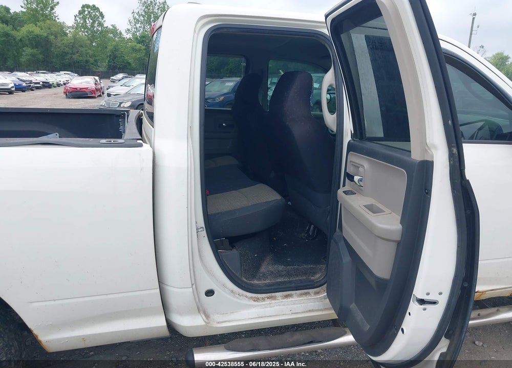 2009 DODGE RAM 1500 VIN: 1D3HV18P19S803288