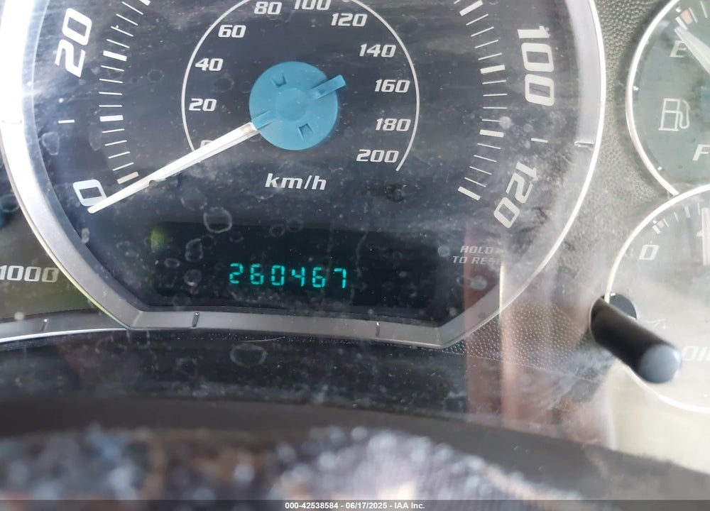 2002 CADILLAC ESCALADE EXT STANDARD VIN: 3GYEK63N32G240355