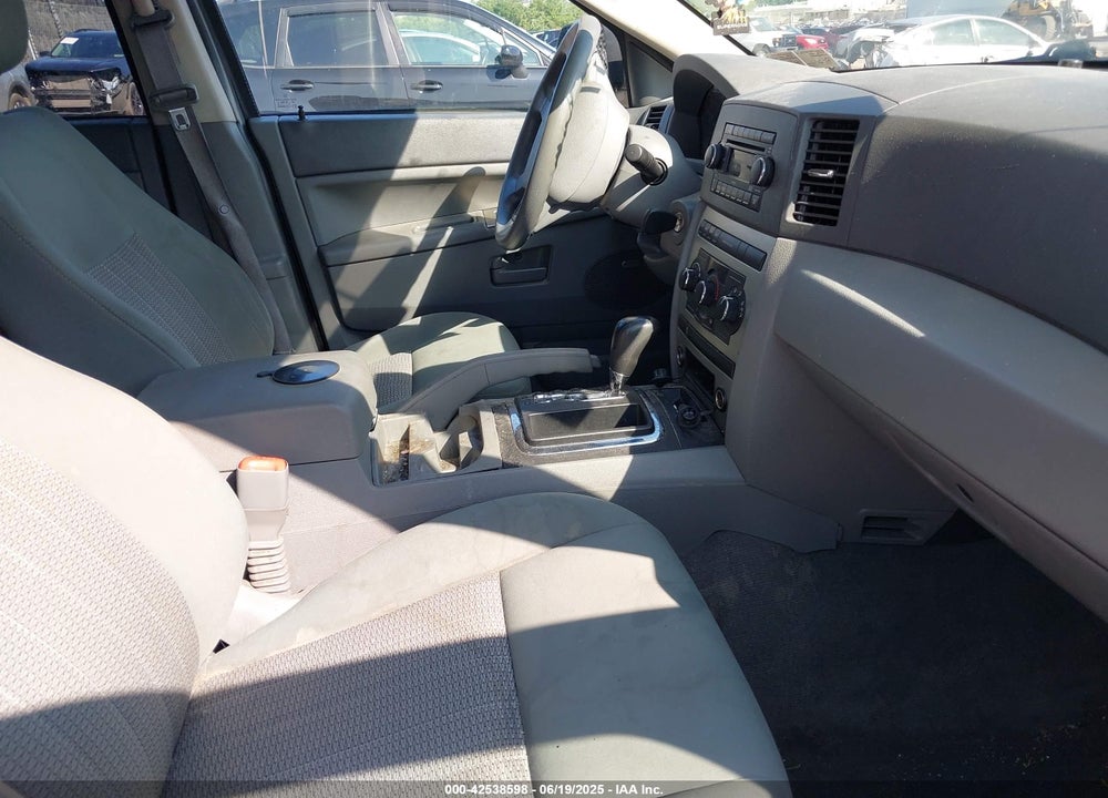2007 JEEP GRAND CHEROKEE VIN: 1J8GR48K77C616491