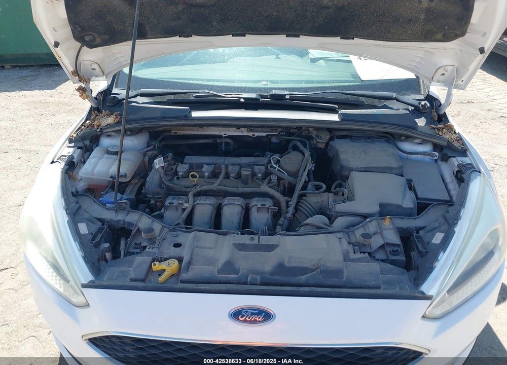 2015 FORD FOCUS VIN: 1FADP3K26FL261708